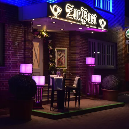 ホテル Zur Post 2*