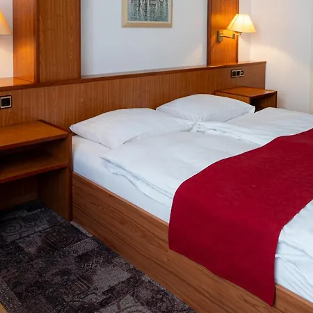 Zur Post 2* Neubruchhausen