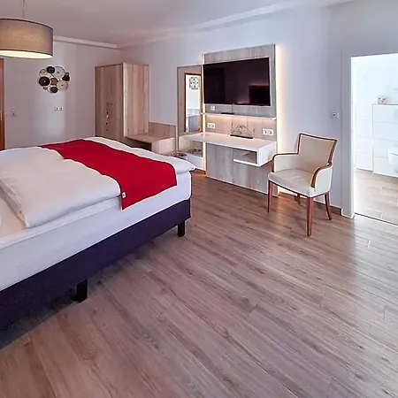 Hotel Zur Post 2*