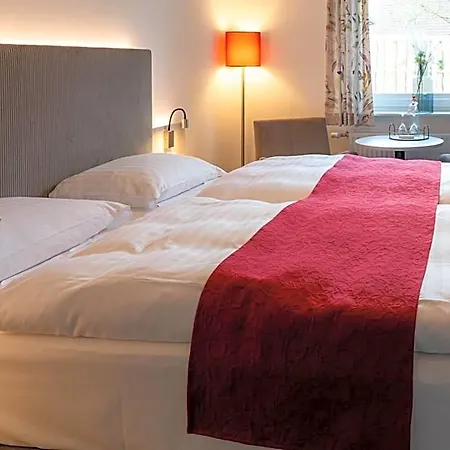 Zur Post Hotel 2*